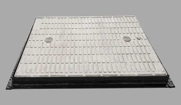 D400 KOMPOZİT RÖGAR KAPAK